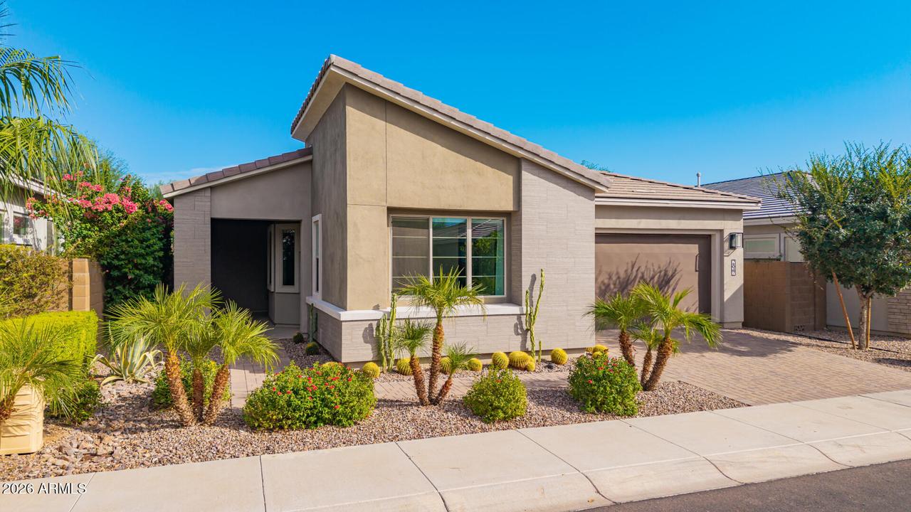 2847 E Los Gatos Dr., Phoenix, AZ 85050