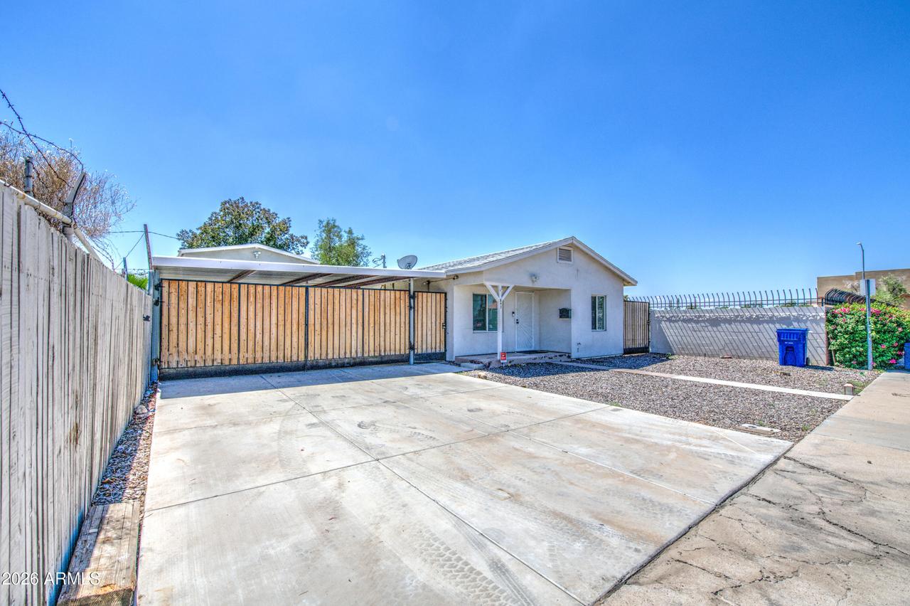 547 W Mahoney Ave., Mesa, AZ 85210