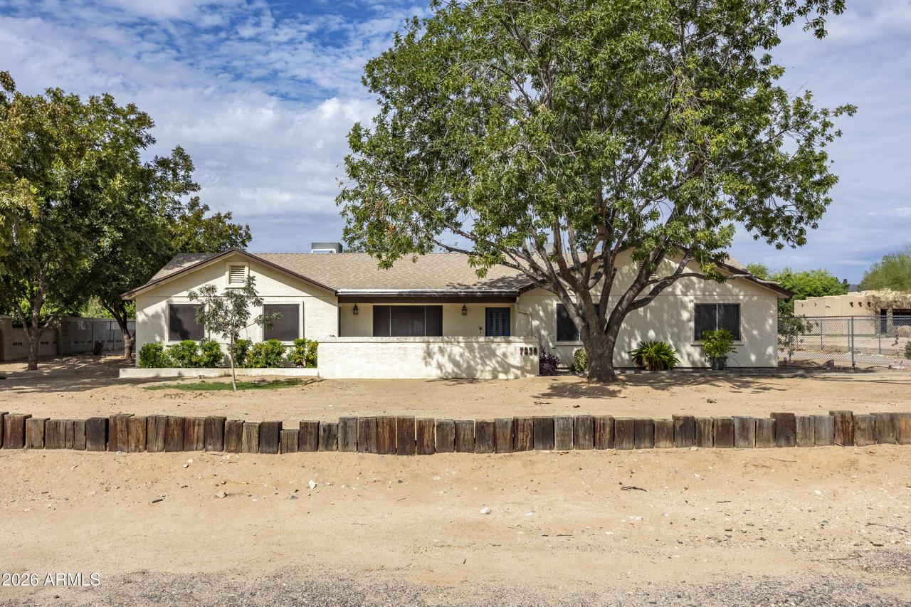 7330 N 175th Ave., Waddell, AZ 85355