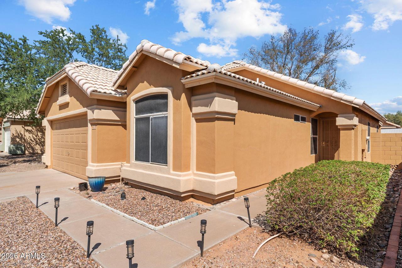 8414 W Troy St., Peoria, AZ 85382