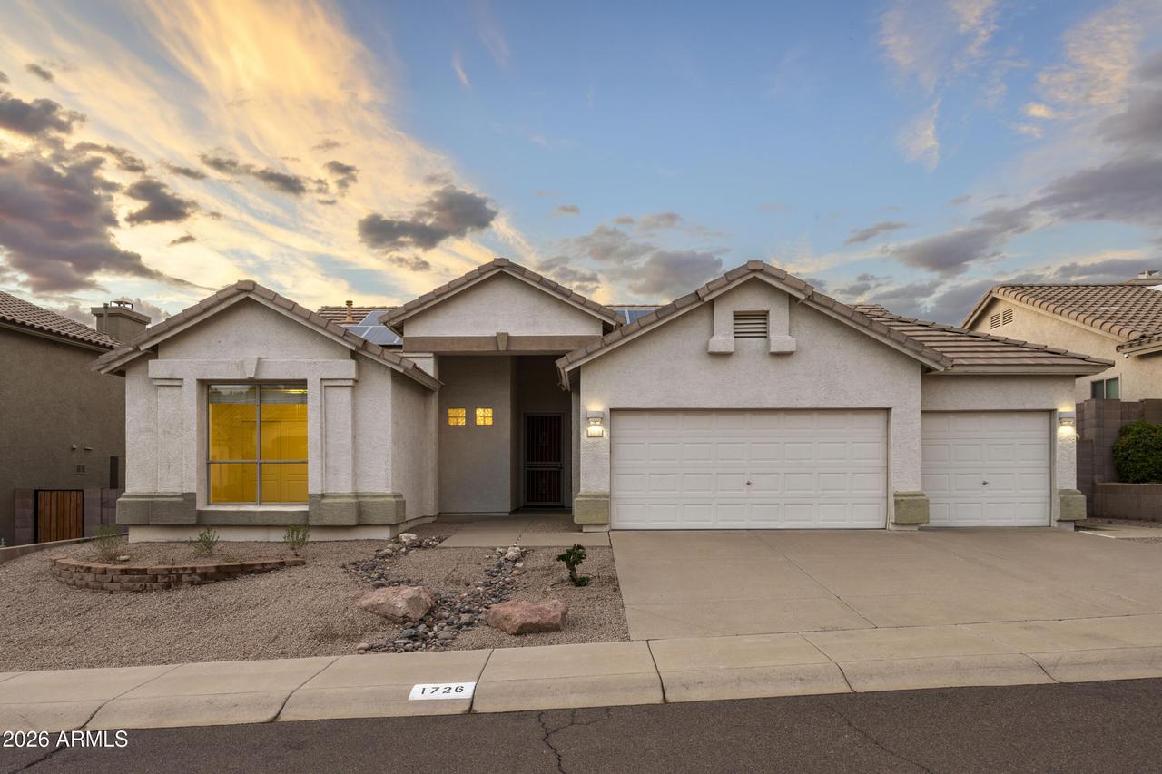 1726 E Ross Ave., Phoenix, AZ 85024