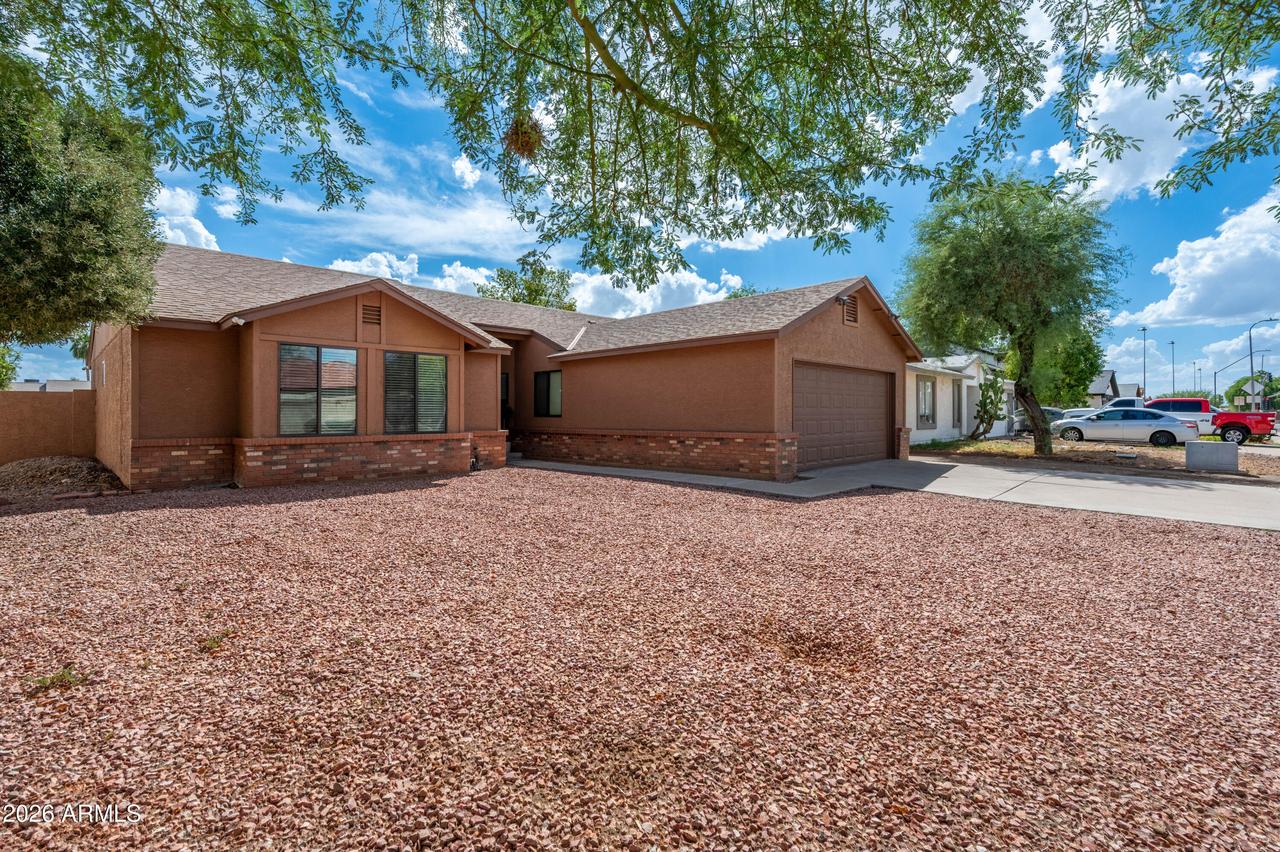 7425 W Ocotillo Rd., Glendale, AZ 85303