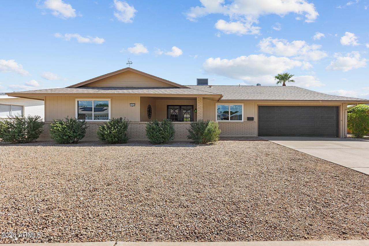 10944 W Saratoga Cir., Sun City, AZ 85351