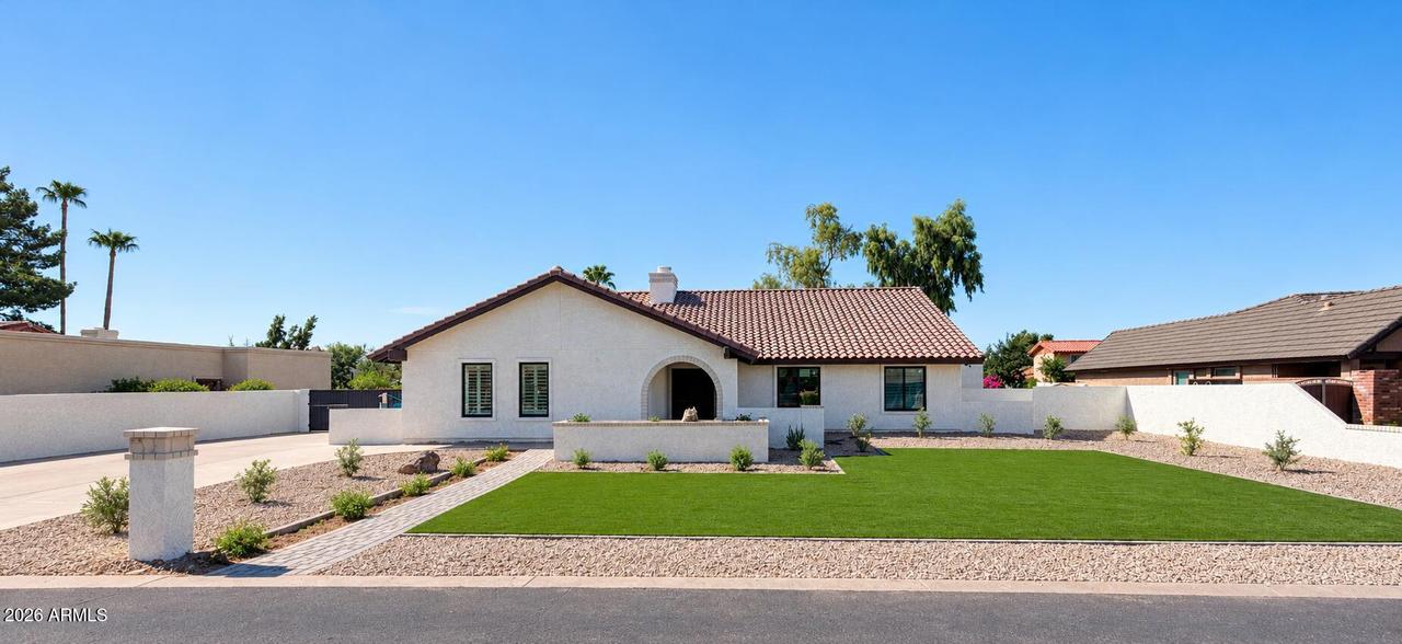 129 E Citation Ln., Tempe, AZ 85284