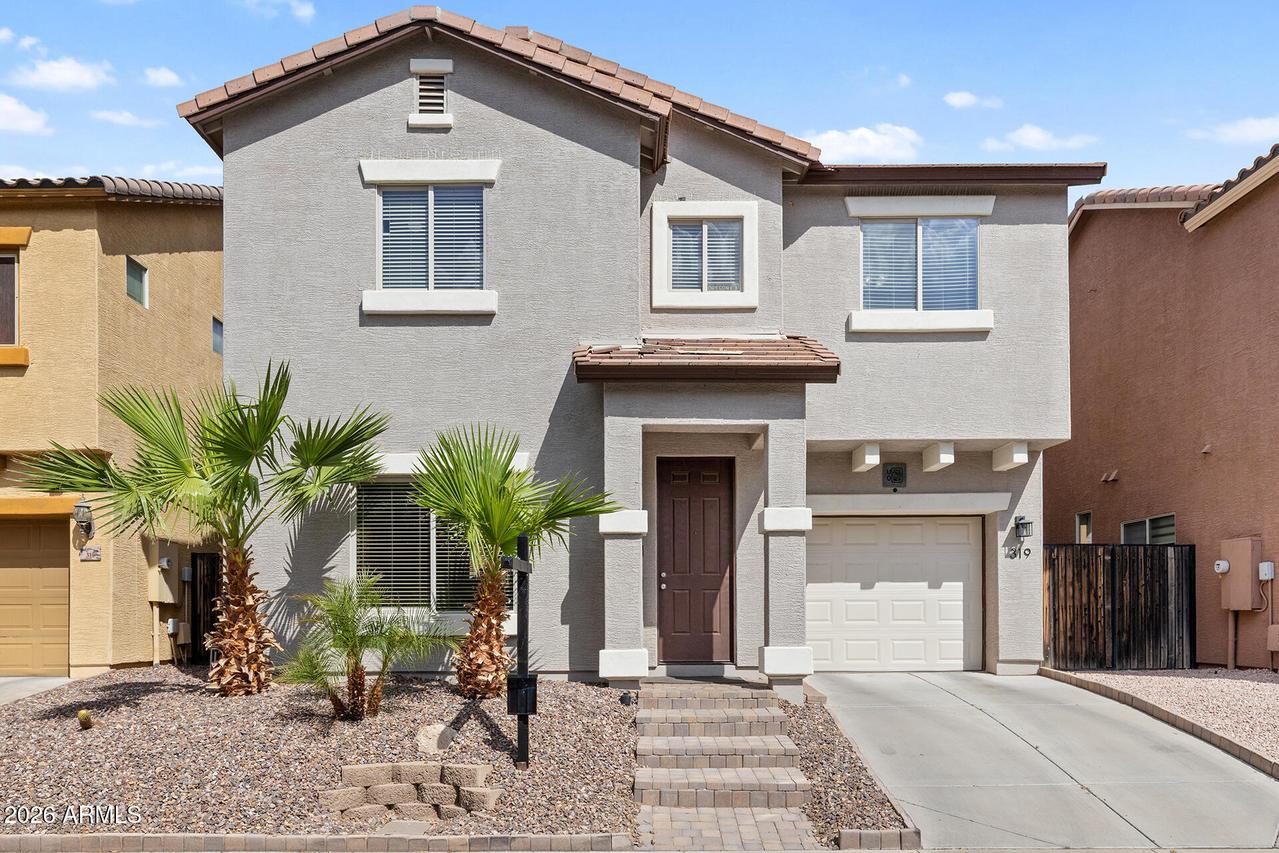 319 S Travis Ave., Mesa, AZ 85208