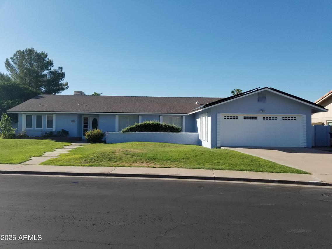 1525 E Indigo St., Mesa, AZ 85203