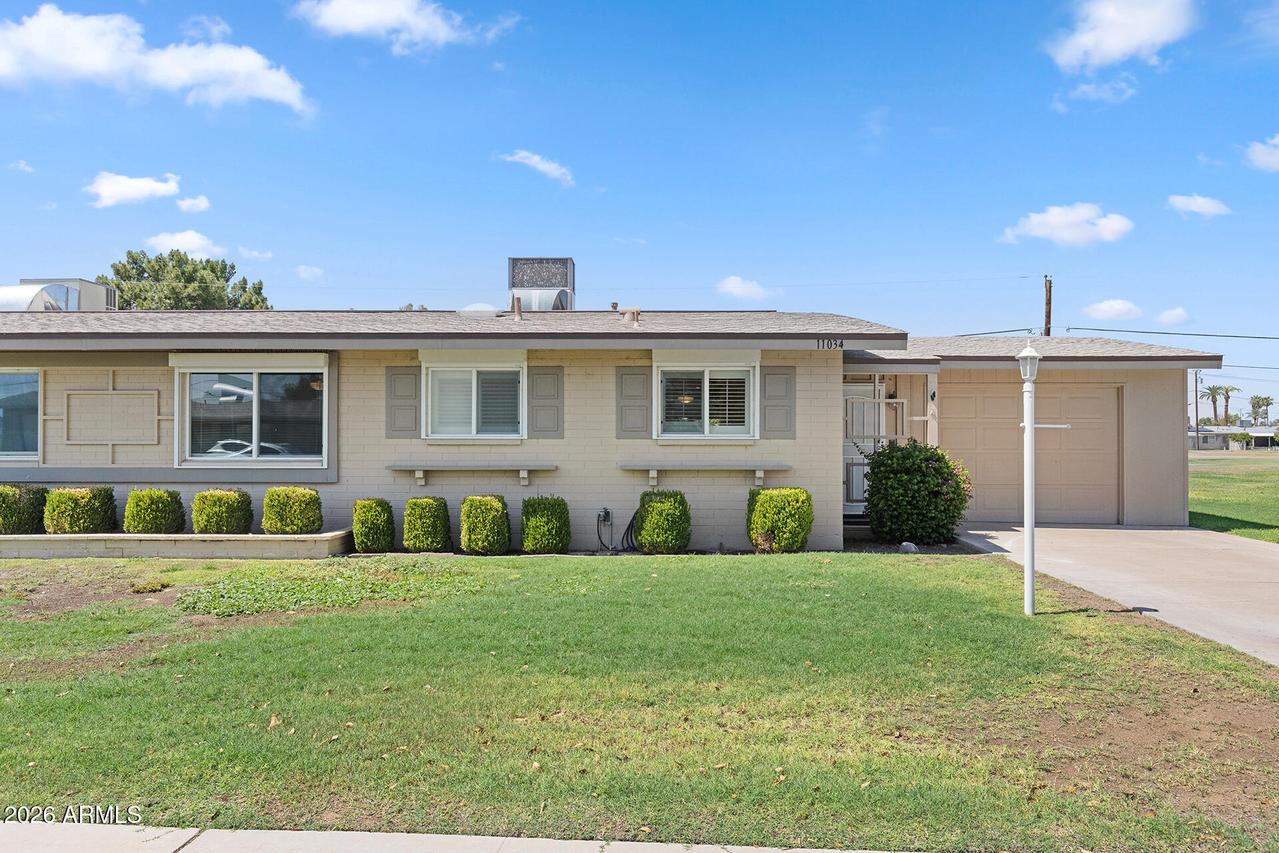 11034 N Coggins Dr., Sun City, AZ 85351