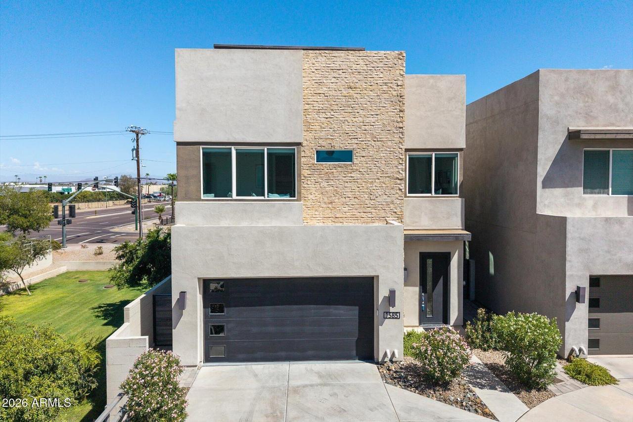 1585 N 69th Pl., Scottsdale, AZ 85257