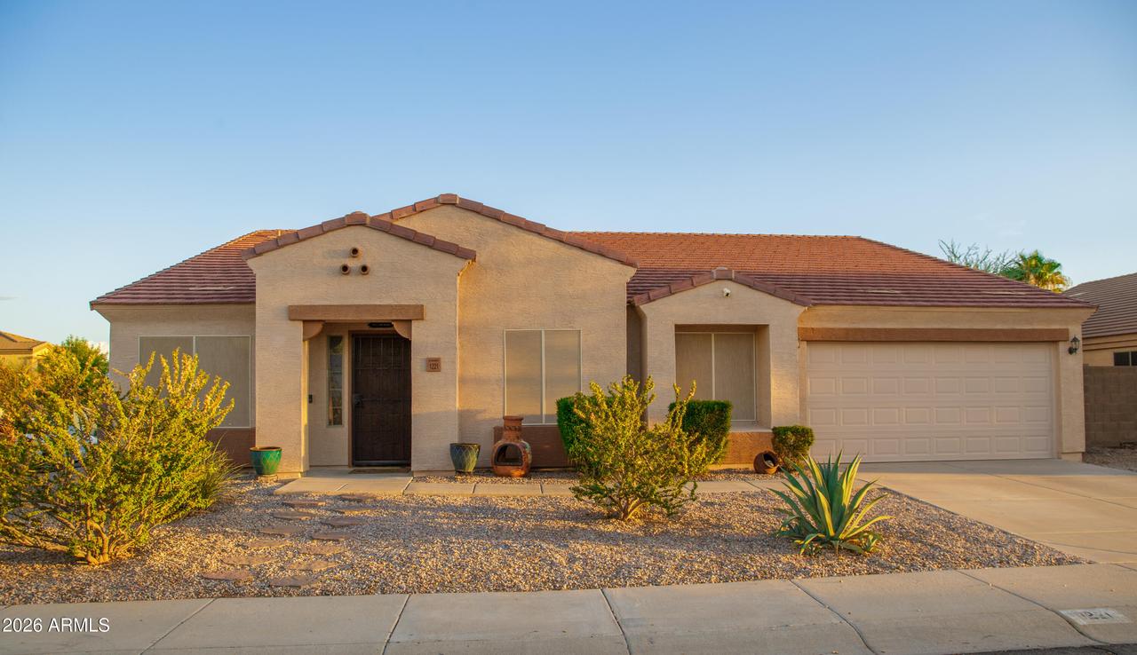 1221 W Delmonte Dr., Casa Grande, AZ 85122