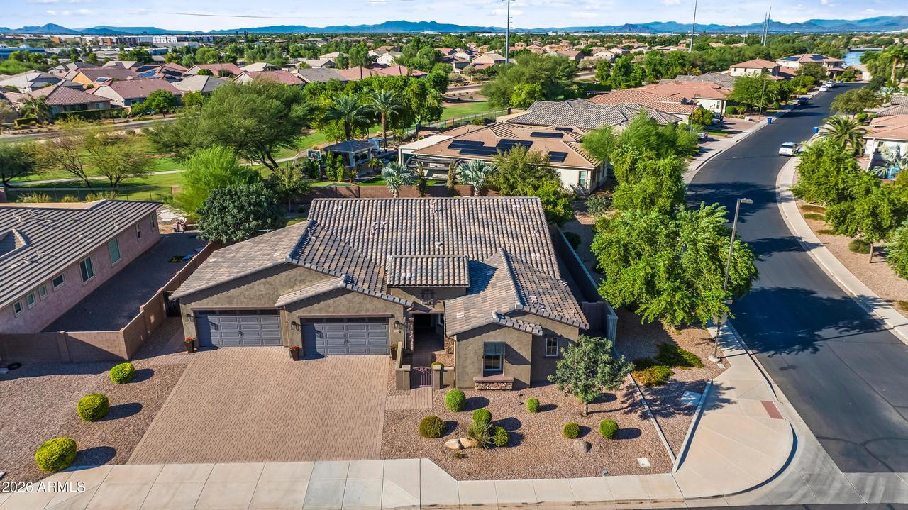 3270 E Azalea Dr., Chandler, AZ 85286