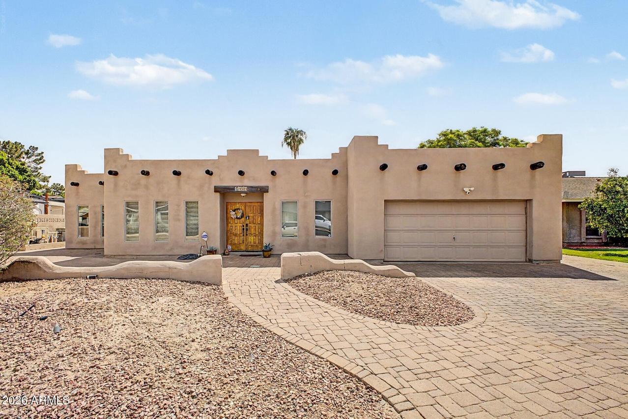 1521 E Fairfield St., Mesa, AZ 85203
