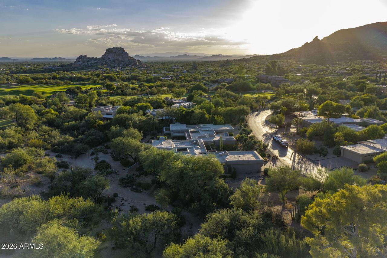 1042 N Boulder Dr., Carefree, AZ 85377