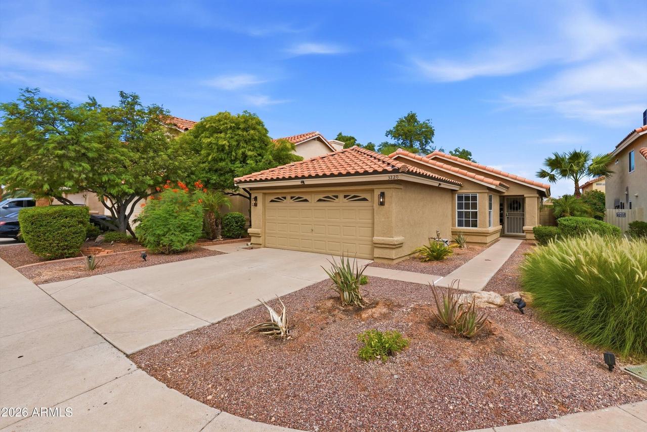 3220 E Sierra St., Phoenix, AZ 85028