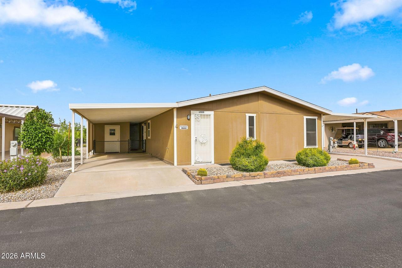 40598 N Eagle St., San Tan Valley, AZ 85140