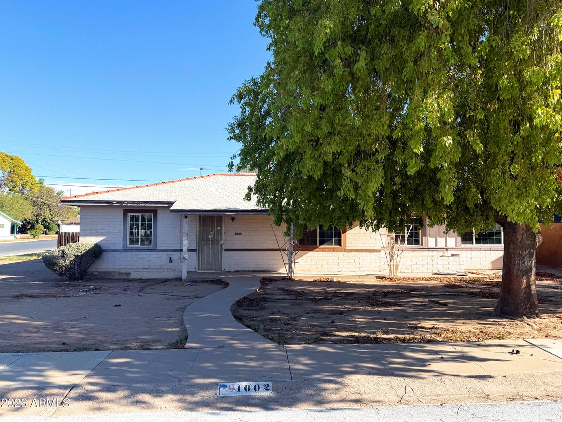 1002 E Vermont Ave., Phoenix, AZ 85014