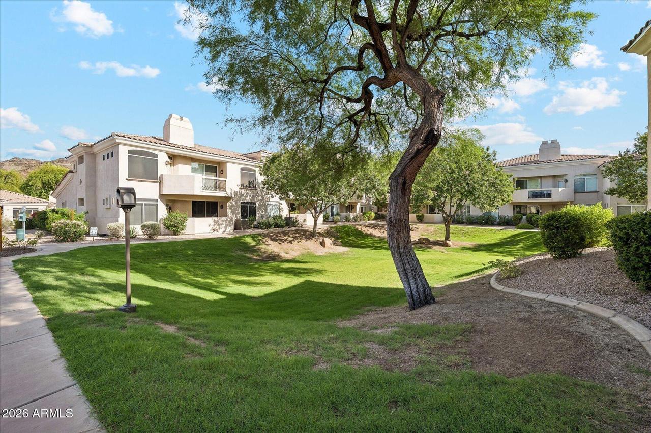 1747 E Northern Ave. #216, Phoenix, AZ 85020