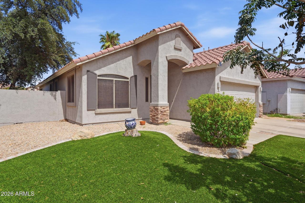 2420 E Darrel Rd., Phoenix, AZ 85042