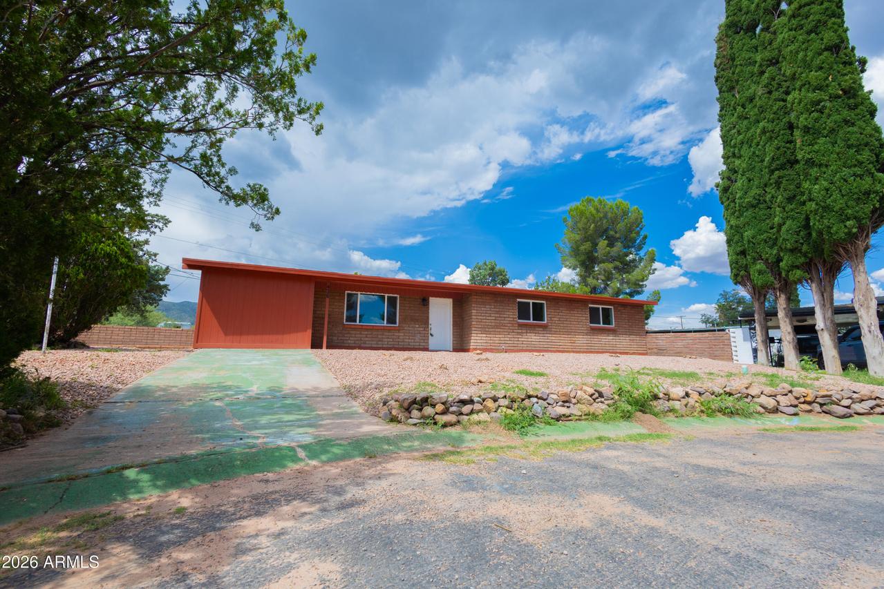 436 Crestview Pl., Bisbee, AZ 85603