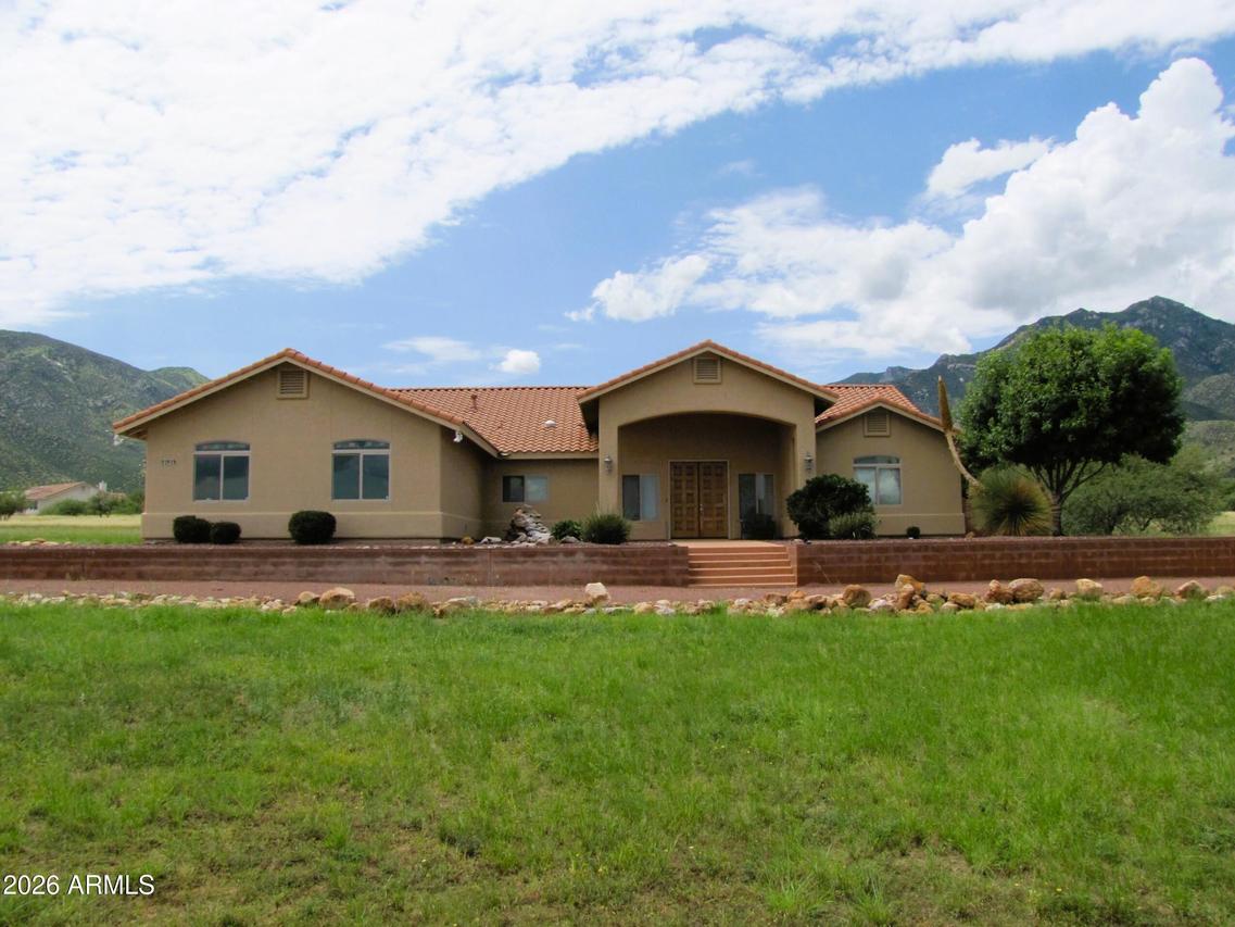 9292 S Lippizan Pl., Hereford, AZ 85615