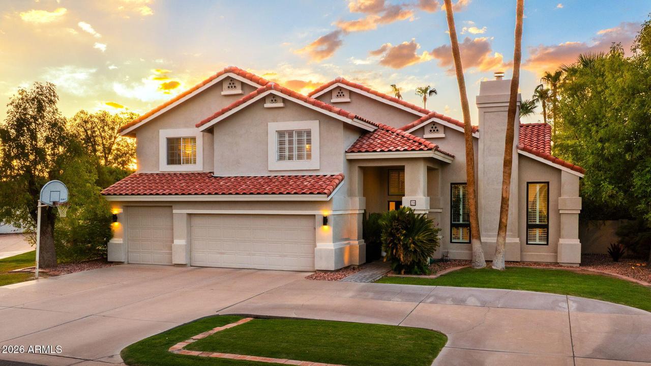20 E Los Arboles Cir., Tempe, AZ 85284