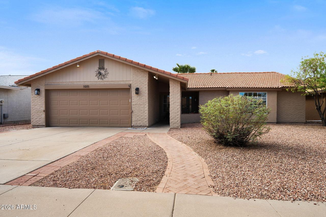 1011 Leisure World, Mesa, AZ 85206