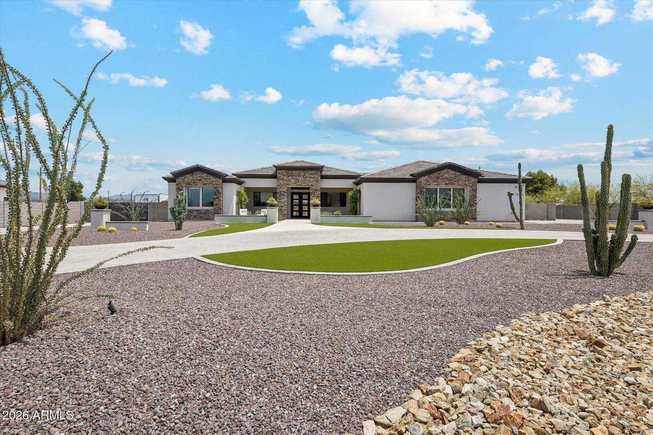 35909 N 10th Ave., Phoenix, AZ 85086