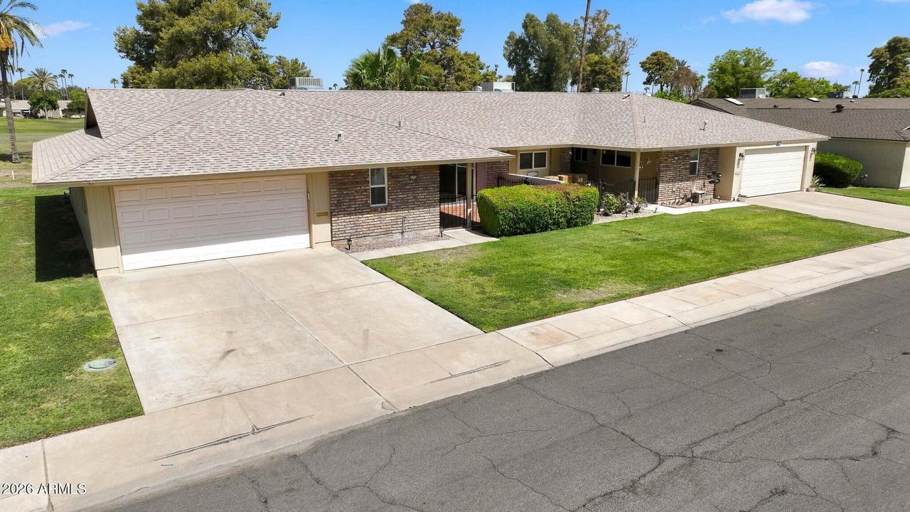 10734 W Hatcher Rd., Sun City, AZ 85351