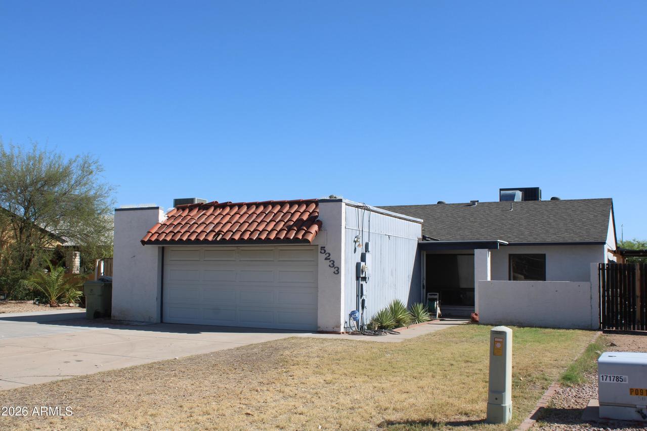 5233 W Mountain View Rd., Glendale, AZ 85302