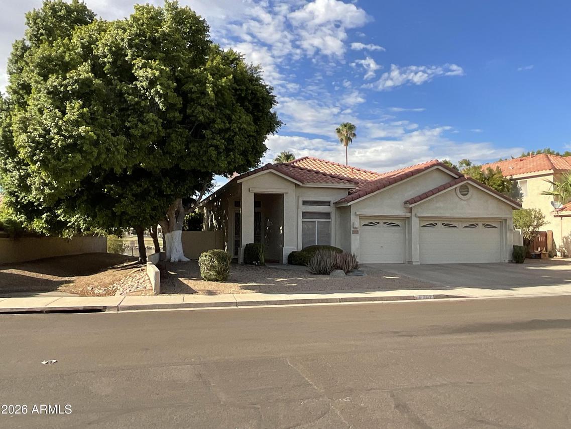 6062 W Abraham Ln., Glendale, AZ 85308