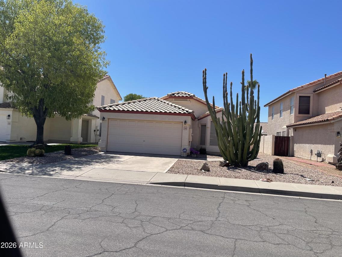 2360 S Apache Dr., Chandler, AZ 85286
