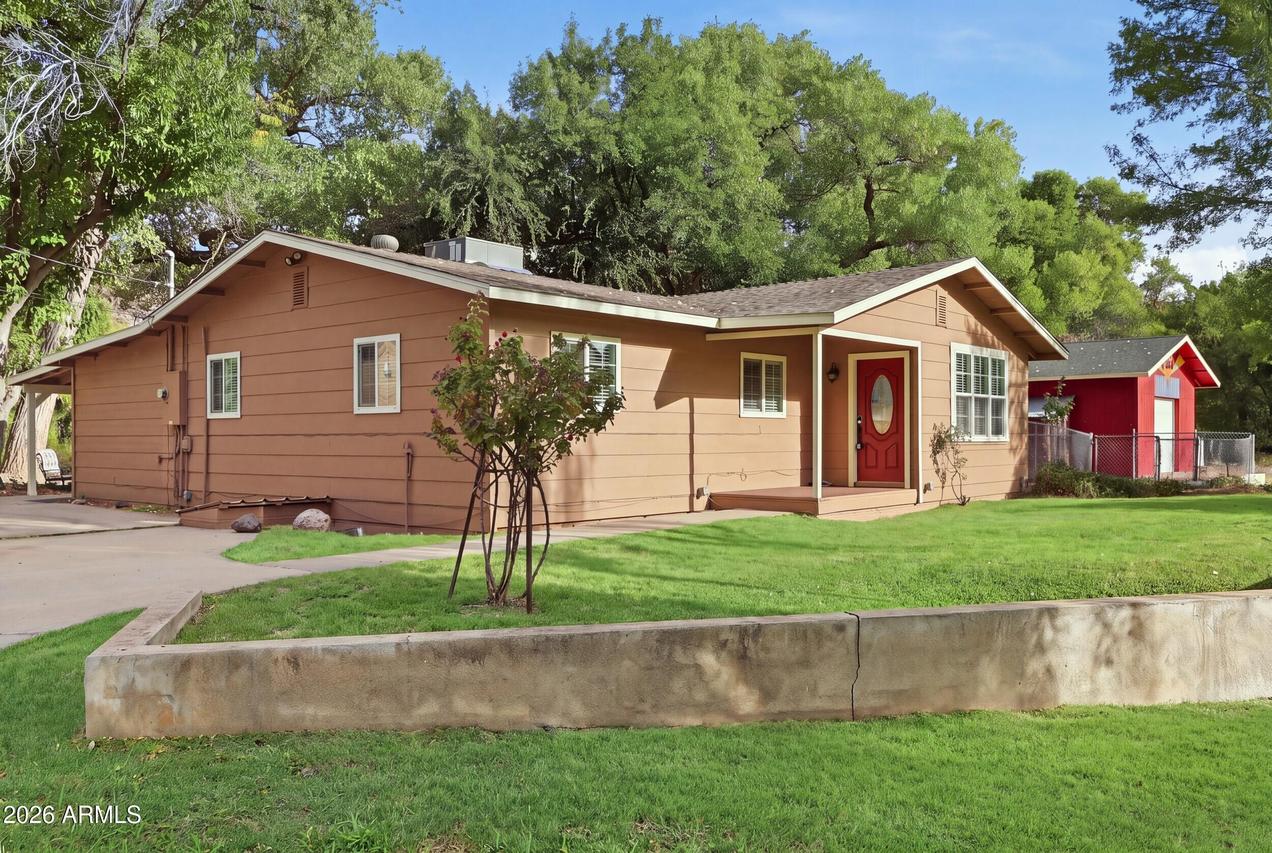 3100 E Rimrock Dr., Rimrock, AZ 86335