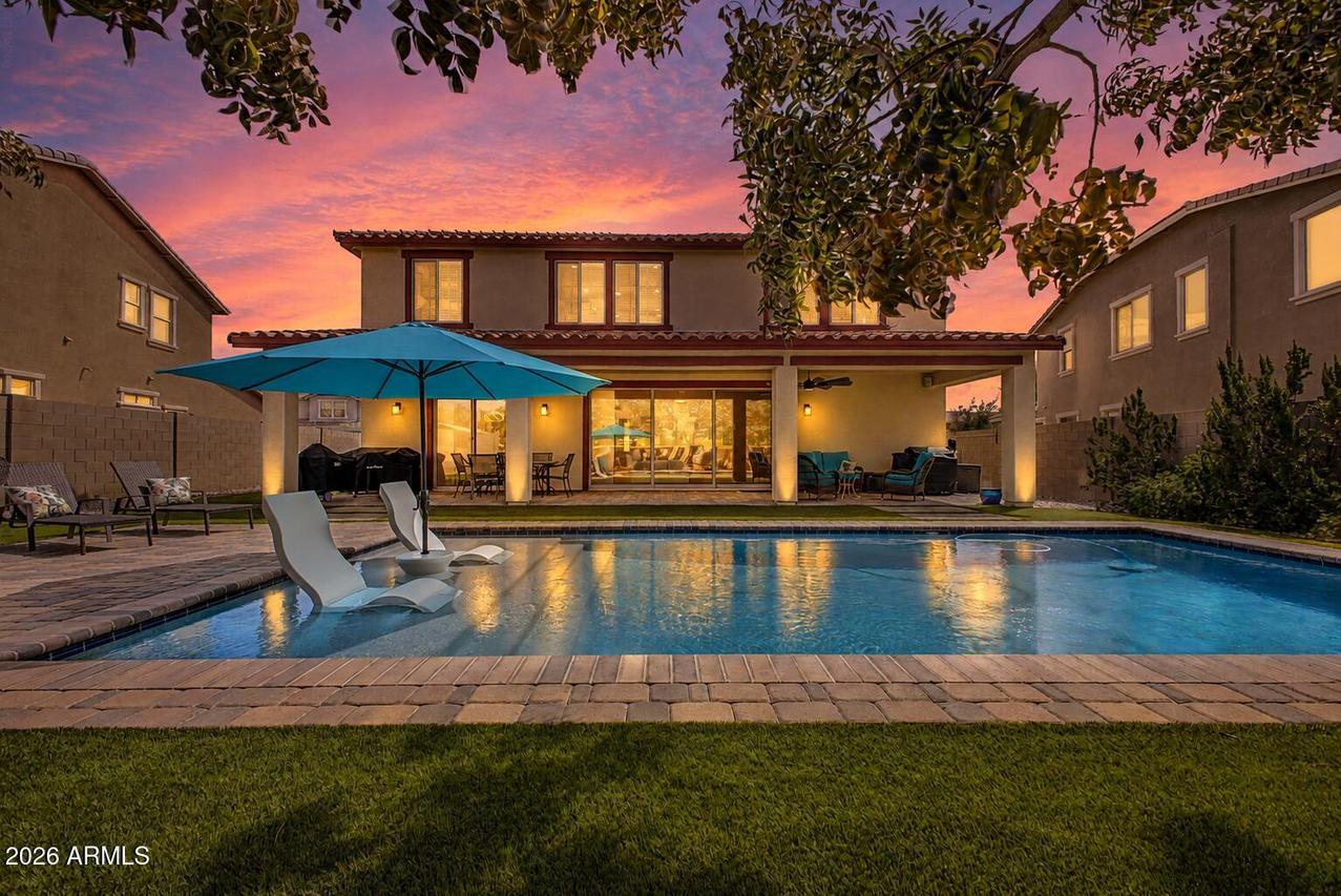 2812 E Pearl St., Mesa, AZ 85213