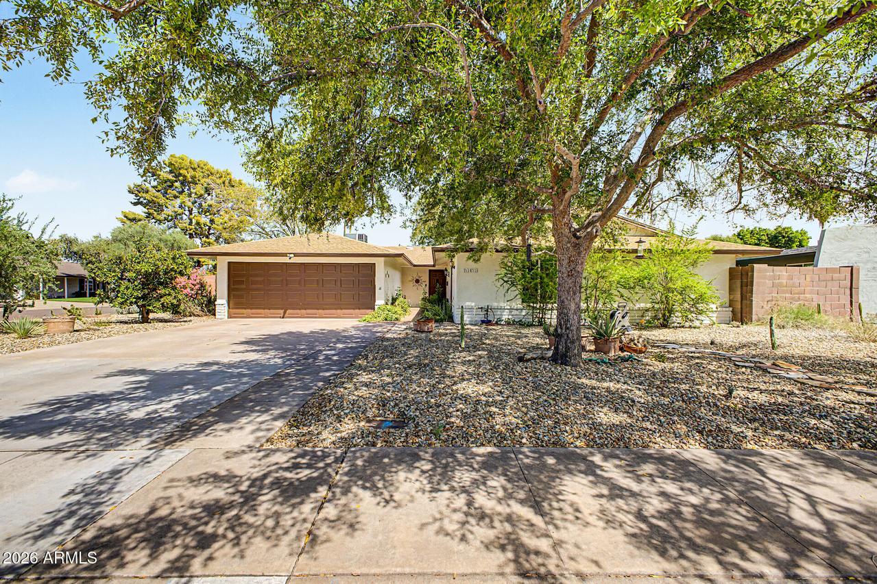 11831 N 29th St., Phoenix, AZ 85028