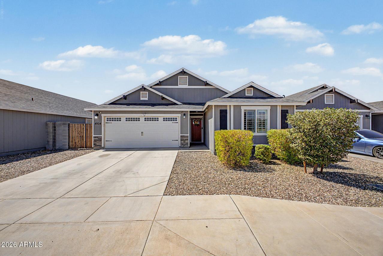 4924 S 23rd Ave., Phoenix, AZ 85041