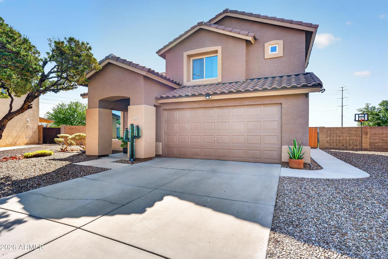 23801 N 35th Dr., Glendale, AZ 85310
