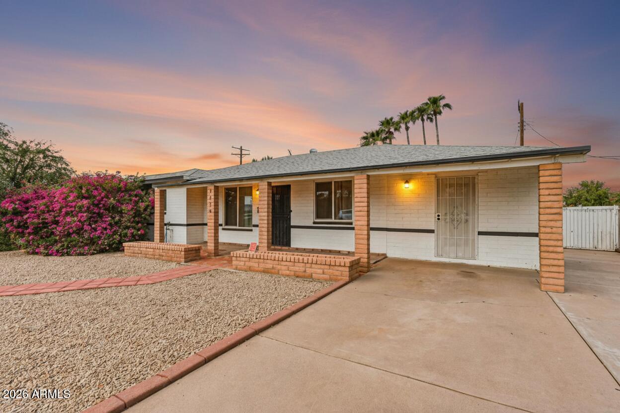 7214 N 21st Ave., Phoenix, AZ 85021