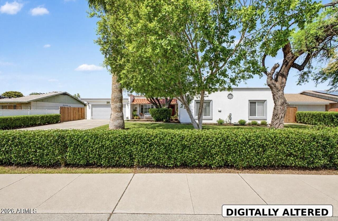 5816 W Royal Palm Rd., Glendale, AZ 85302
