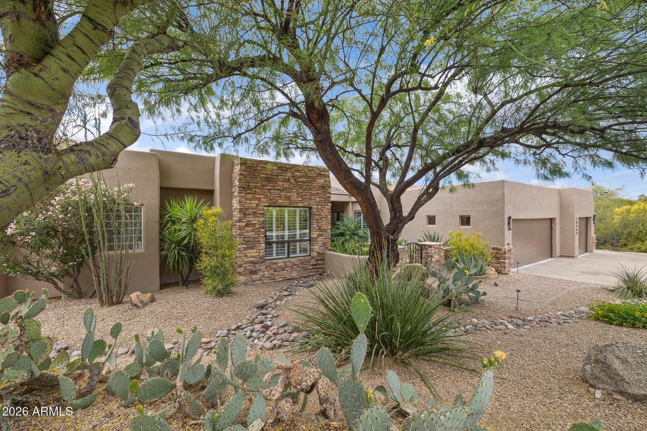 10949 E Dale Ln., Scottsdale, AZ 85262