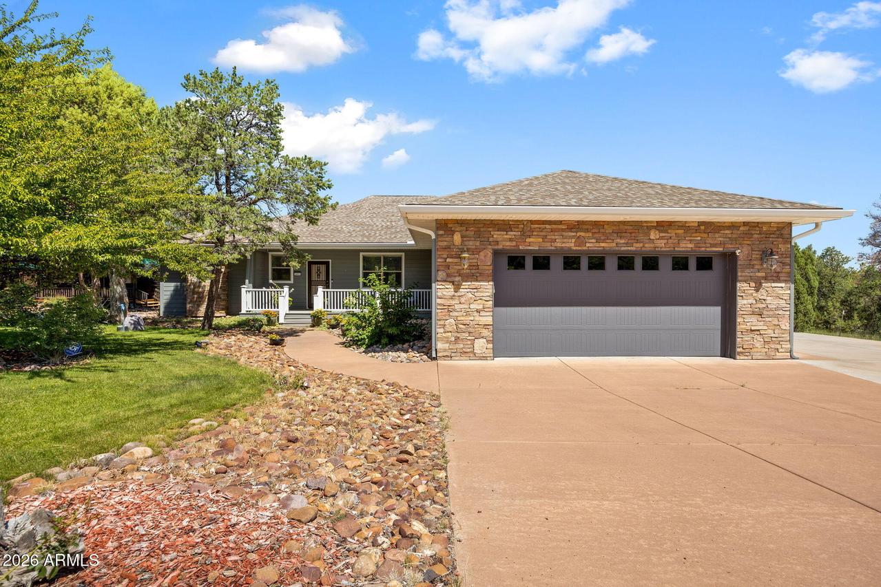 3400 W Lion Barger Dr., Show Low, AZ 85901