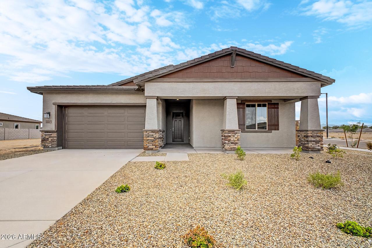 22227 W Blackhawk Dr., Surprise, AZ 85387