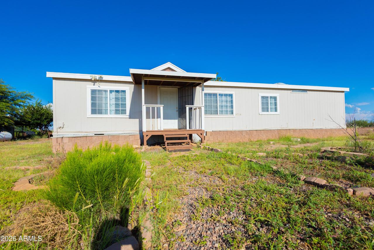 4585 N Valley Vista Ave., Douglas, AZ 85607