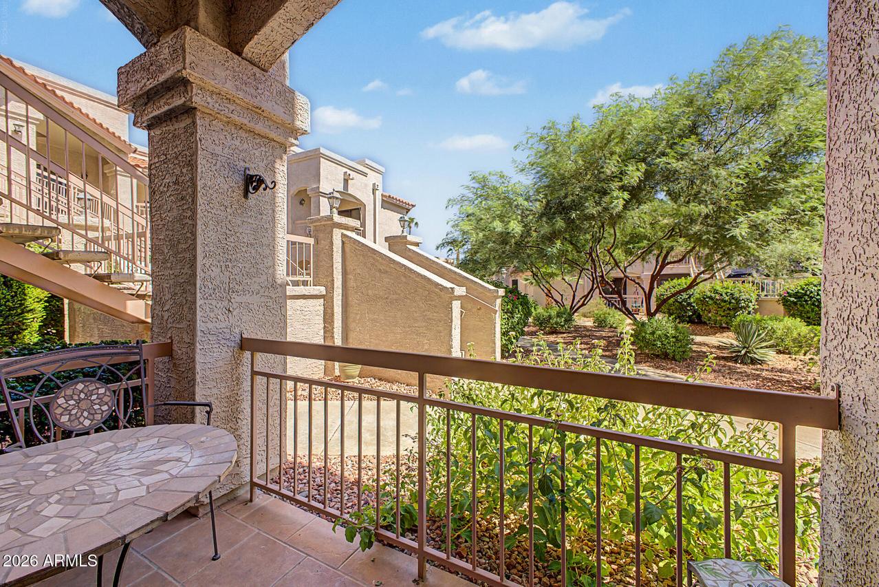 9151 W Greenway Rd. #113, Peoria, AZ 85381