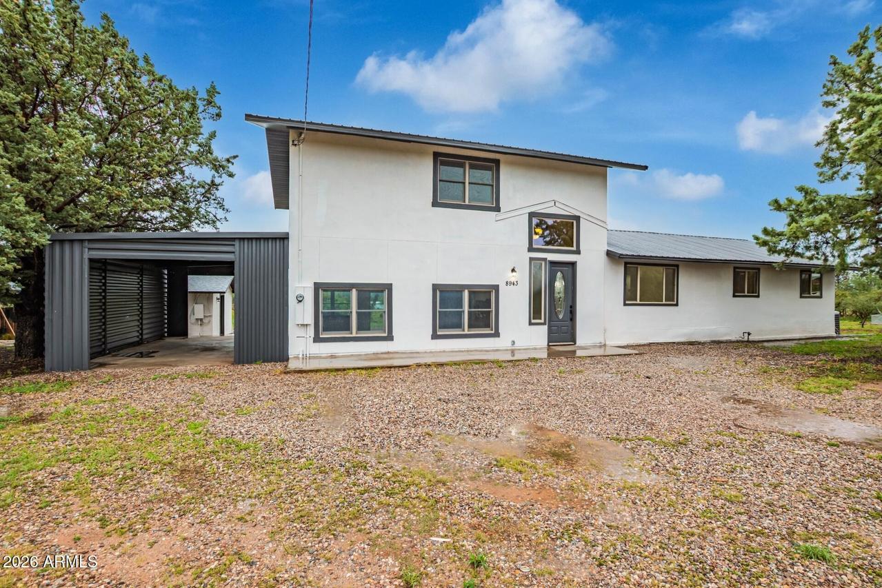 8943 S Emerald Ln., Hereford, AZ 85615
