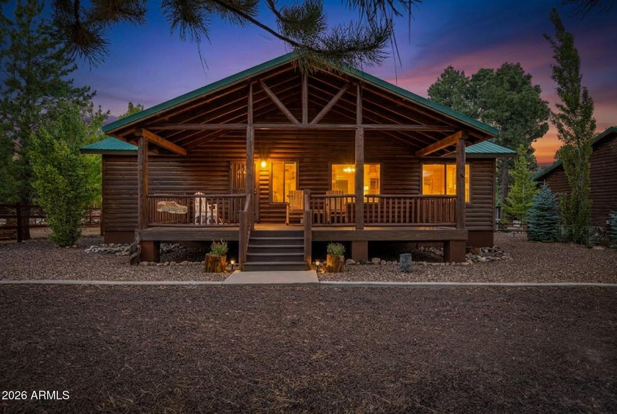 2671 Palomino Tr., Overgaard, AZ 85933