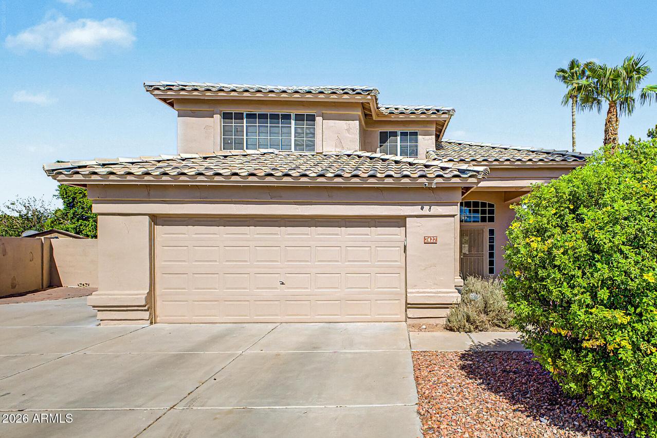 7427 W Hill Ln., Glendale, AZ 85310
