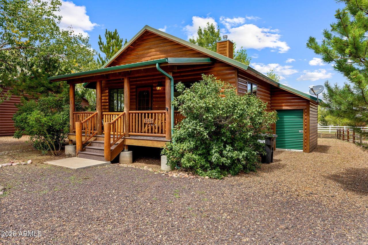 2332 Buffalo Loop, Overgaard, AZ 85933