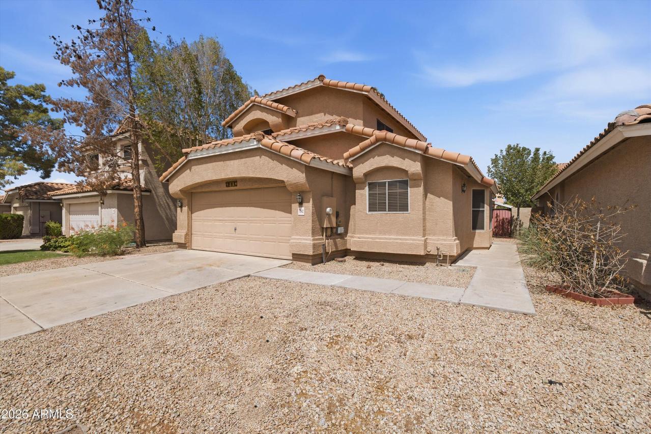 7942 W Paradise Dr., Peoria, AZ 85345