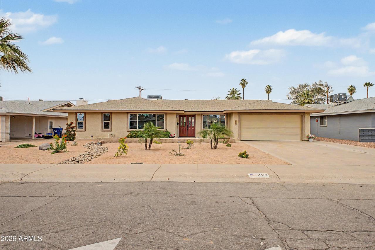 922 E Loyola Dr., Tempe, AZ 85282