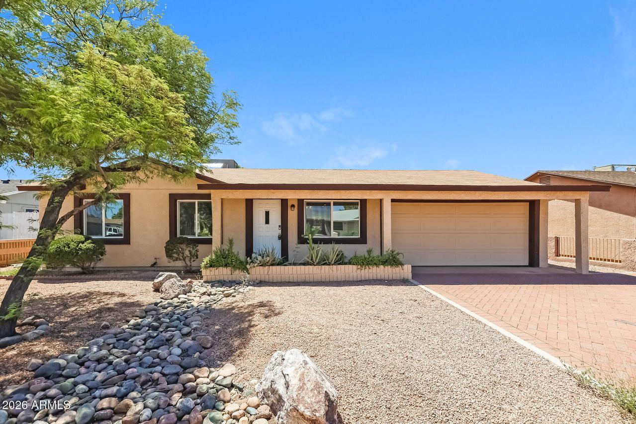 3429 E Blanche Dr., Phoenix, AZ 85032