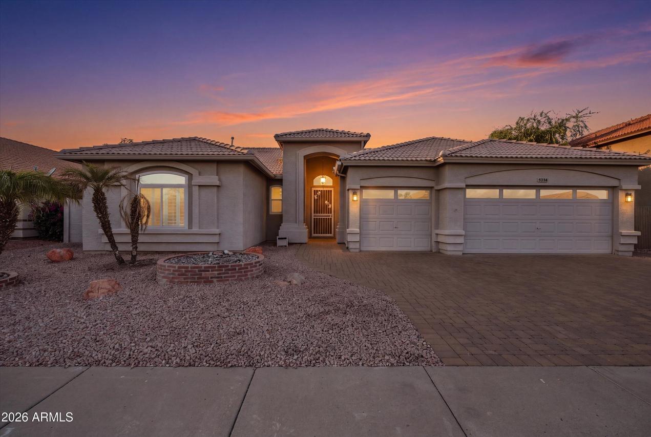 5546 W Lone Cactus Dr., Glendale, AZ 85308